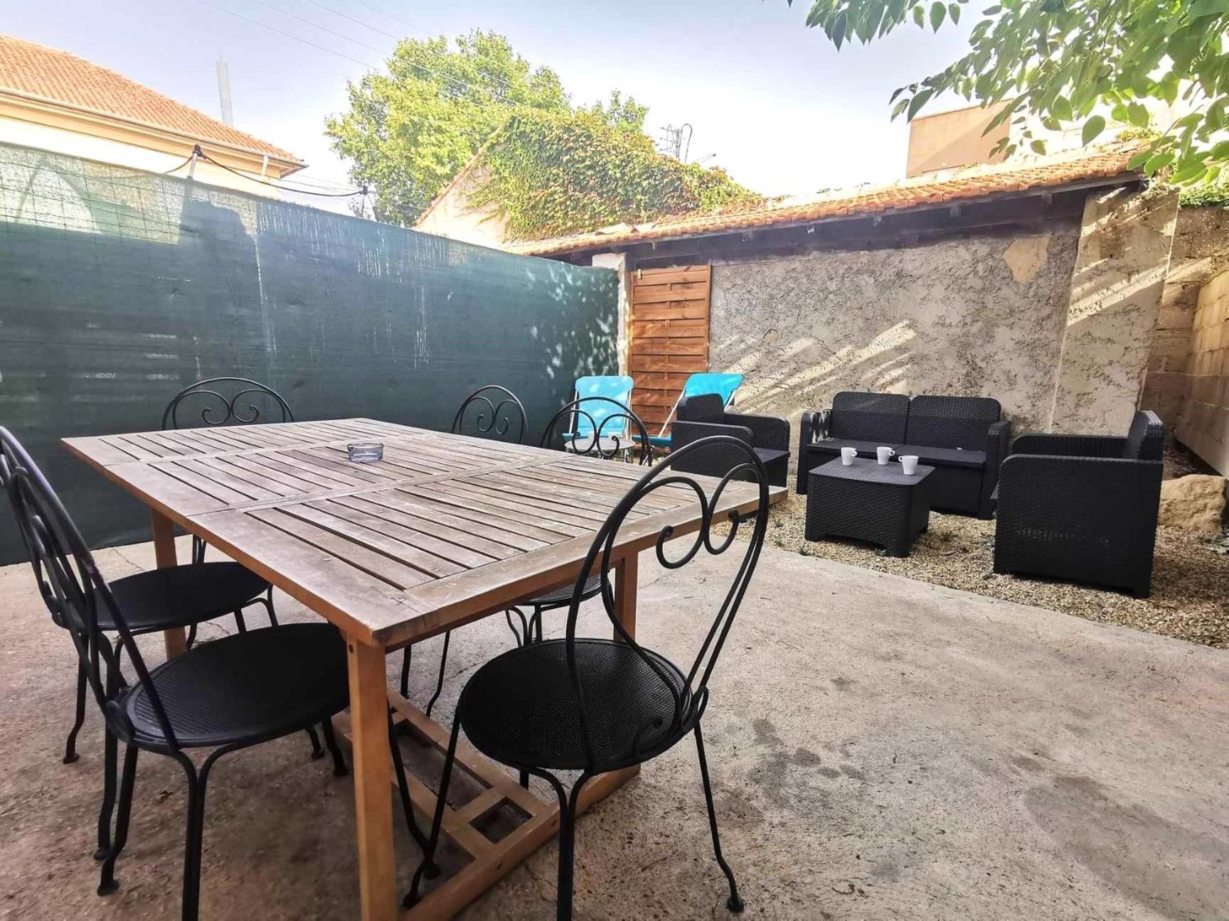 Apartmán L'Hypercentre - Clim - Terrasse - Wifi Miramas Exteriér fotografie